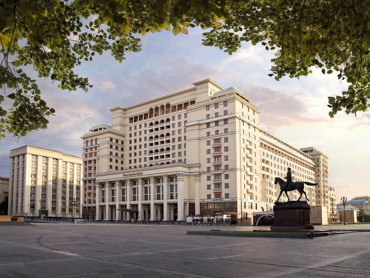 Four Seasons Hotel Moskova 5*,  Rusya